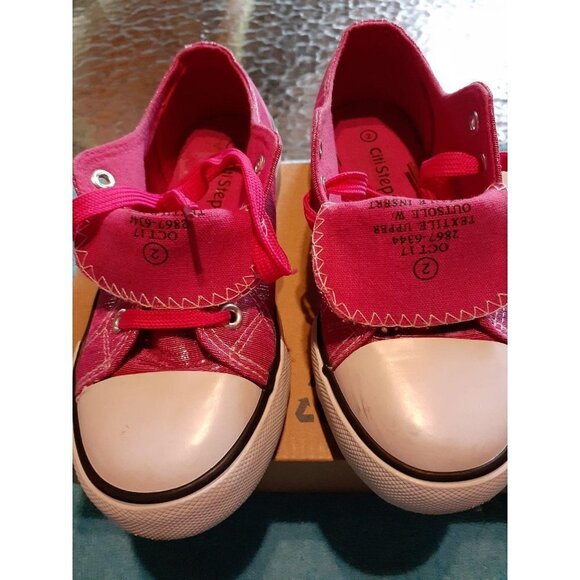 sneakers - Picture 1 of 5